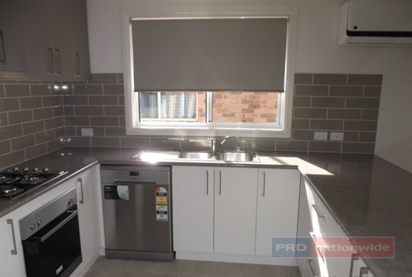 51 Elphick Street TUMUT 3