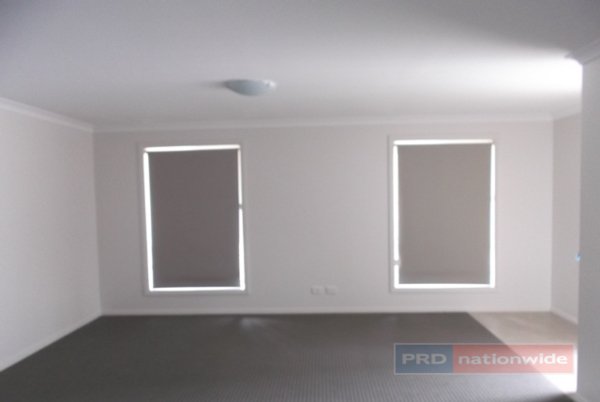 51 Elphick Street TUMUT 5