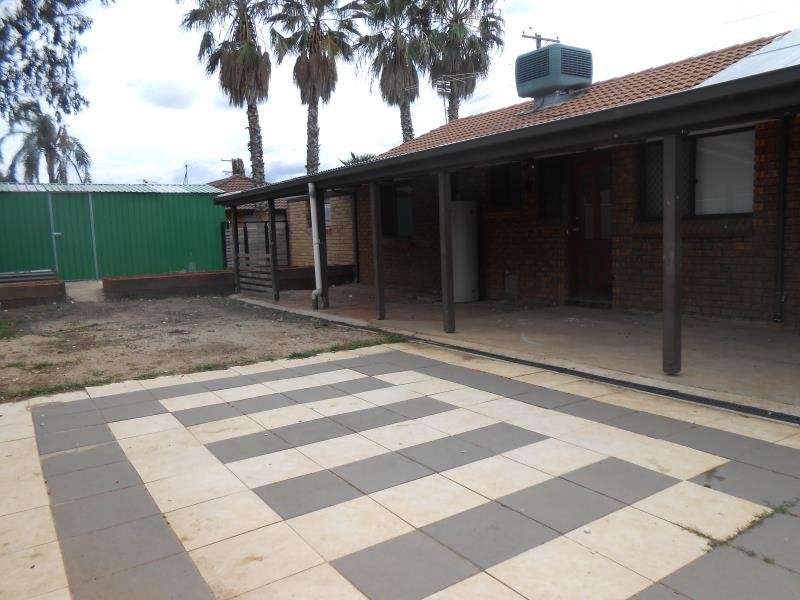 51 Evans Street TAMWORTH 7