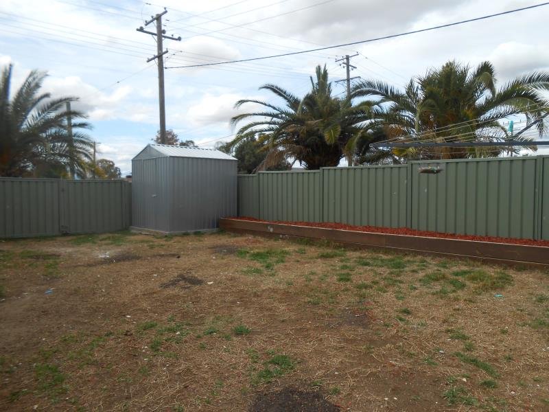 51 Evans Street TAMWORTH 8
