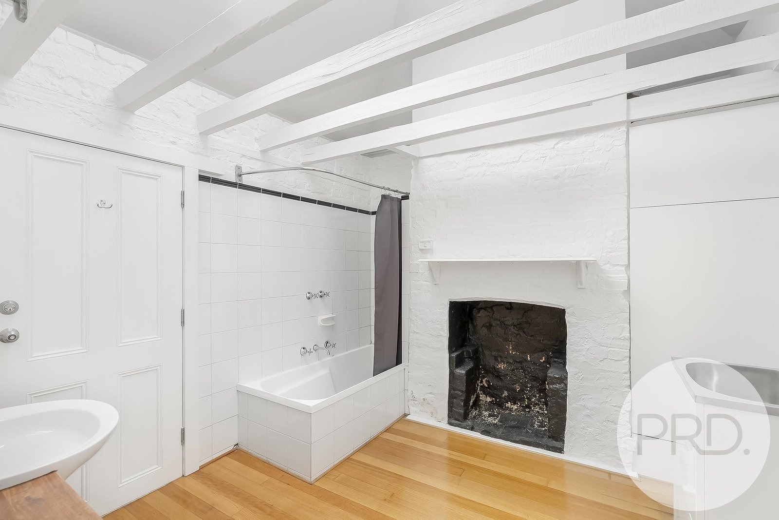 51 Fitzroy Crescent DYNNYRNE 5
