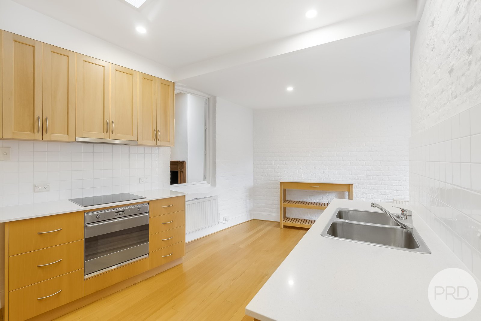 51 Fitzroy Crescent SOUTH HOBART 2