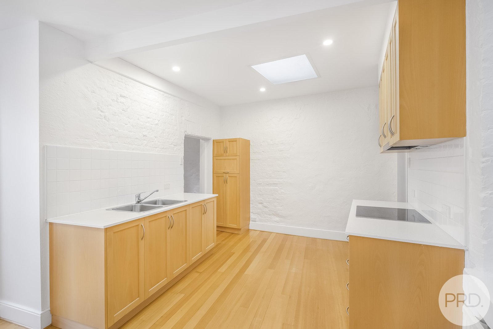 51 Fitzroy Crescent SOUTH HOBART 3