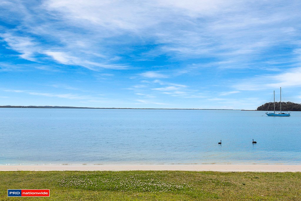 51 Foreshore Drive SALAMANDER BAY 1