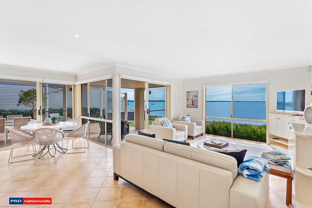 51 Foreshore Drive SALAMANDER BAY 4