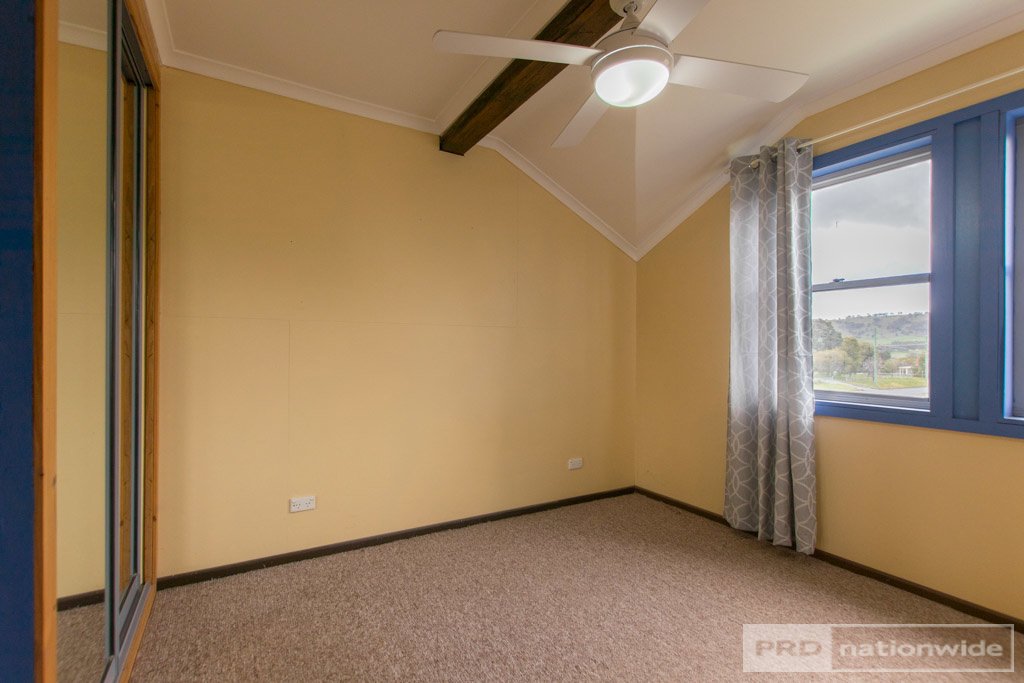 51 Gilmore Street ADELONG 10