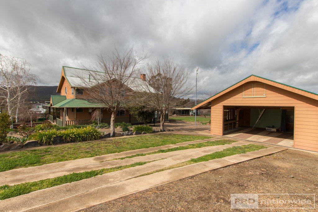51 Gilmore Street ADELONG 16