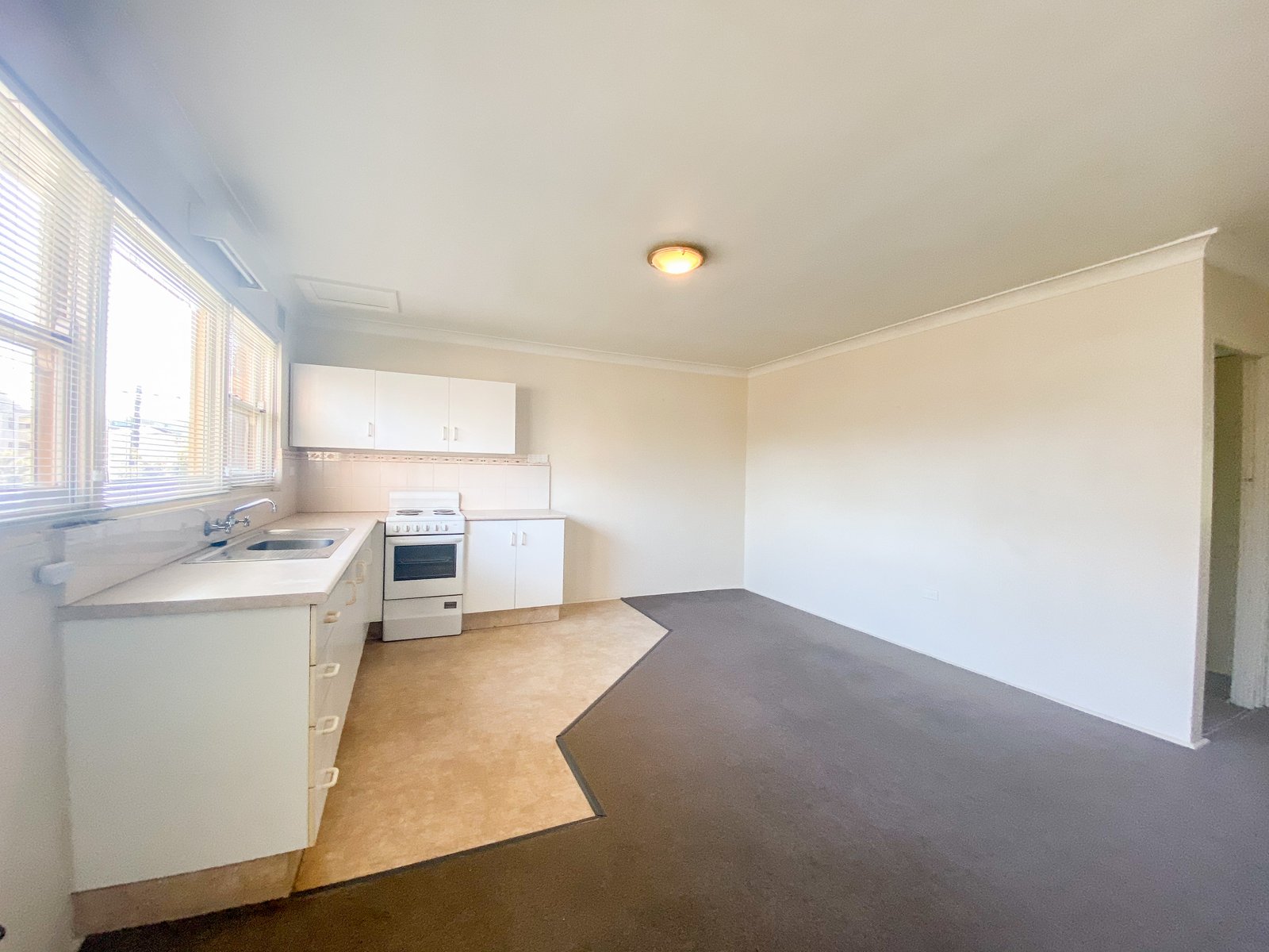 5/1 Government Road SHOAL BAY 2