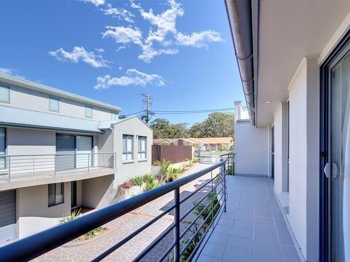51 Government Road SHOAL BAY 5