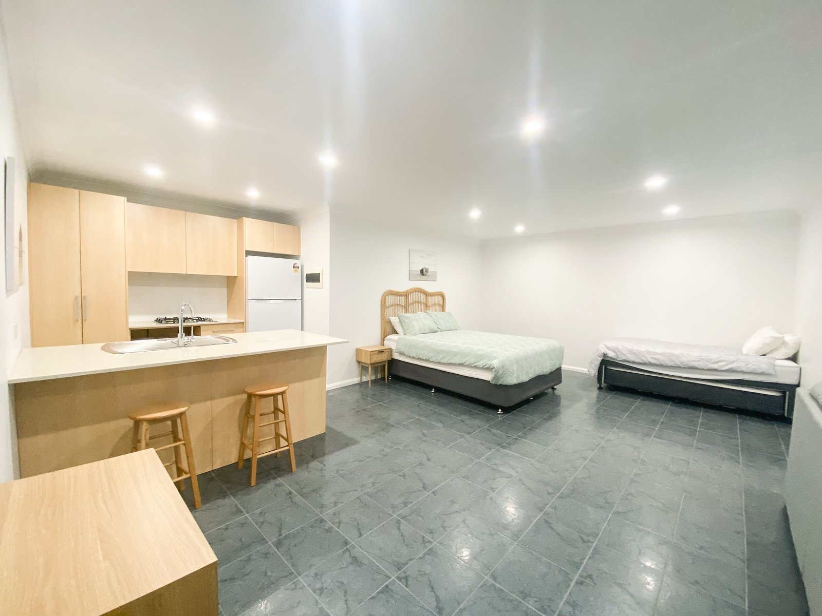 51 Government Road SHOAL BAY 8