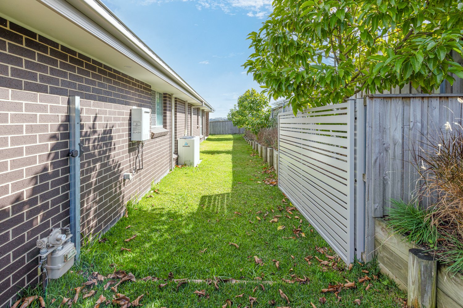 51 Harvest Boulevard CHISHOLM 20