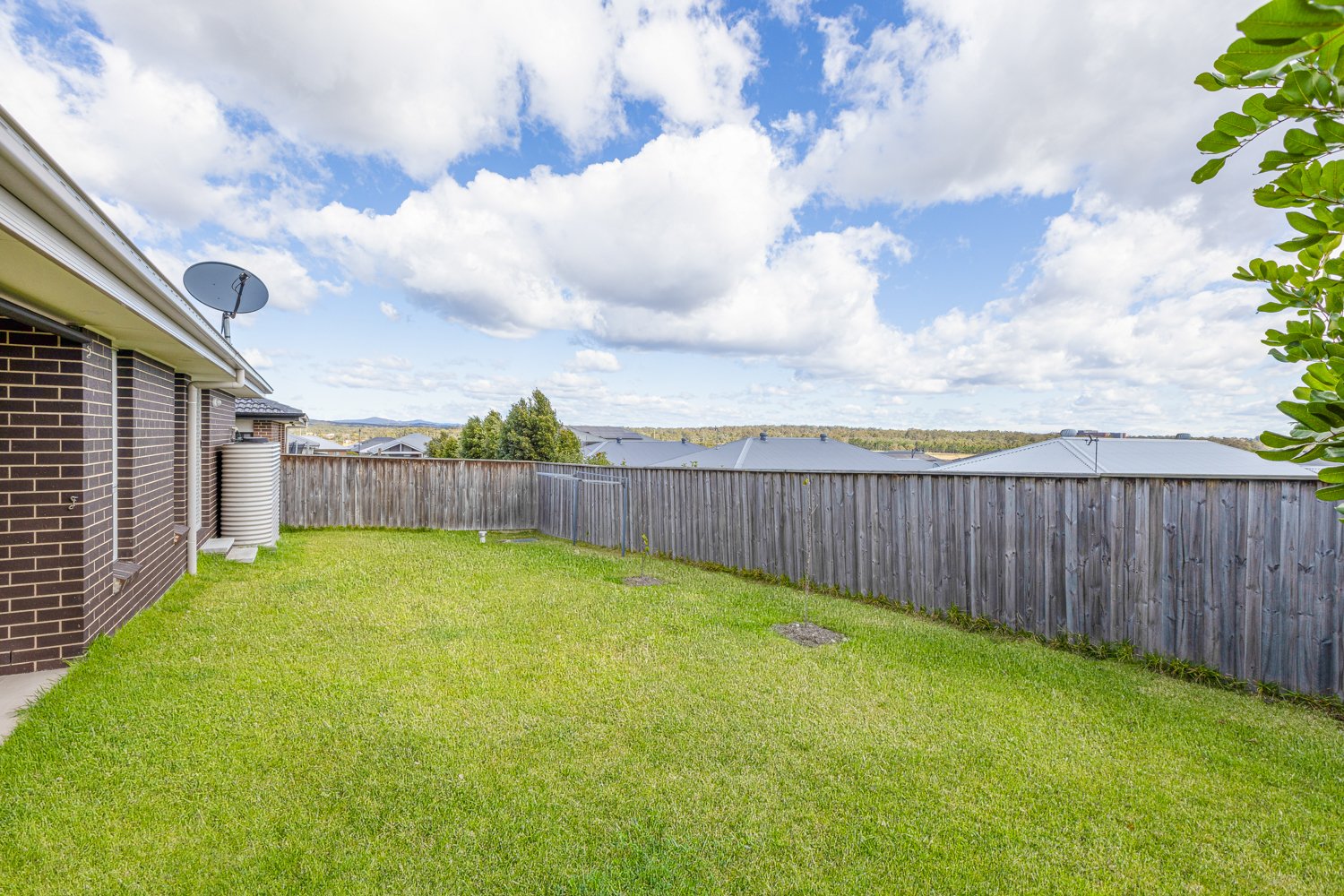51 Harvest Boulevard CHISHOLM 23