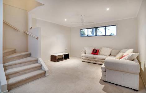 51 Heeb Street BUNDALL 1