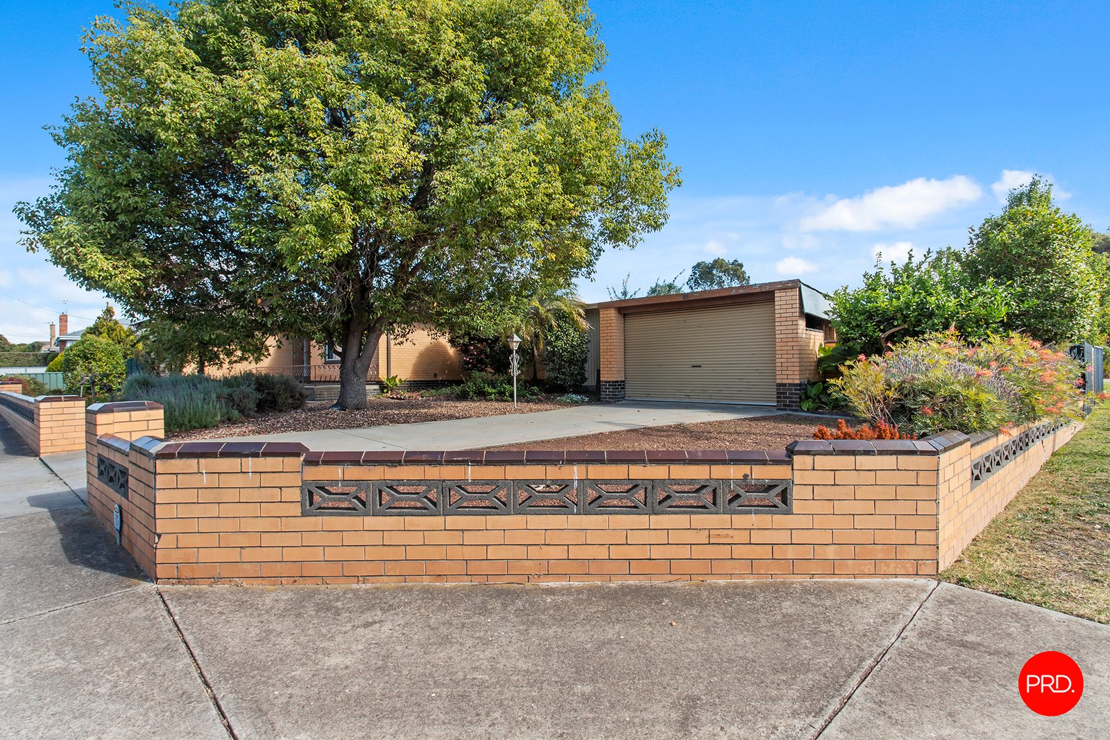 51 Holdsworth Road LONG GULLY 2