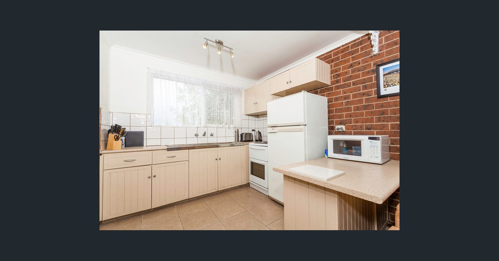 Gallery: 5/1 Holman Court