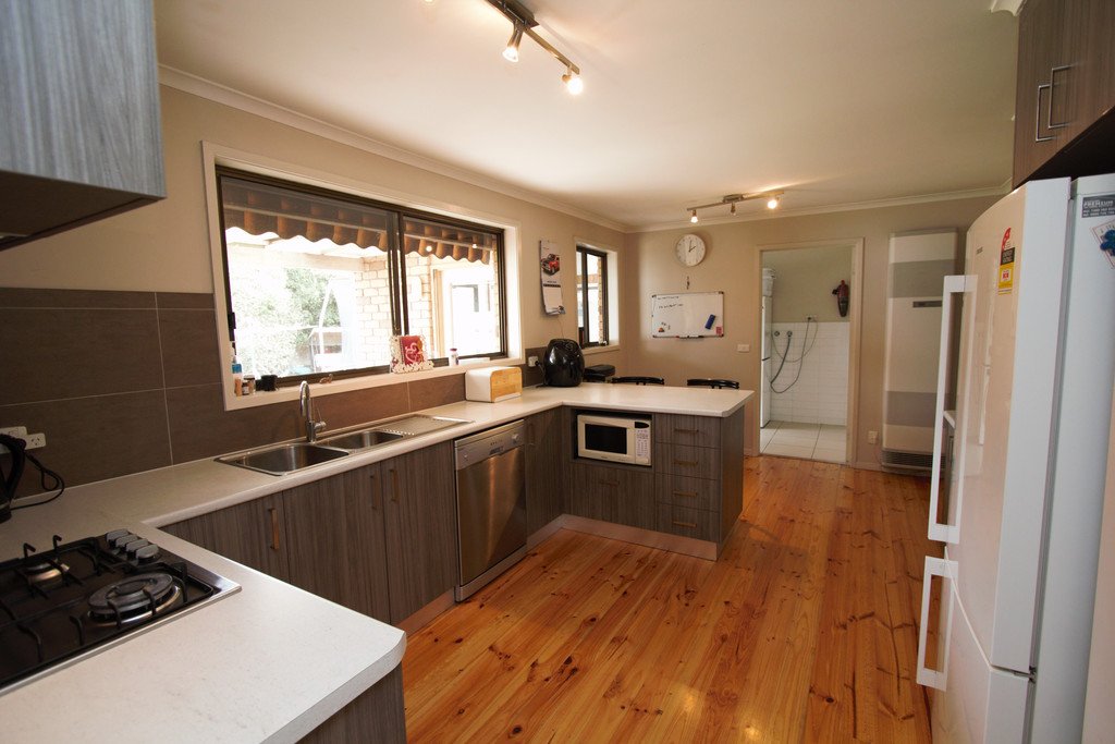 51 Howe Street MINERS REST 8