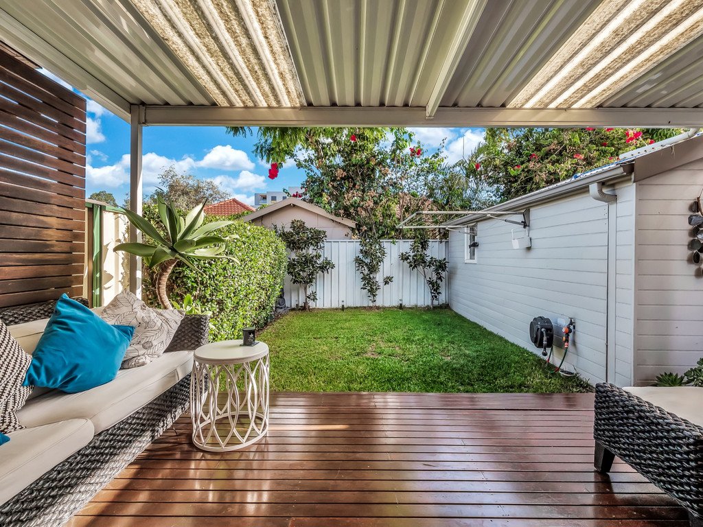 51 Hughes Avenue MASCOT 6