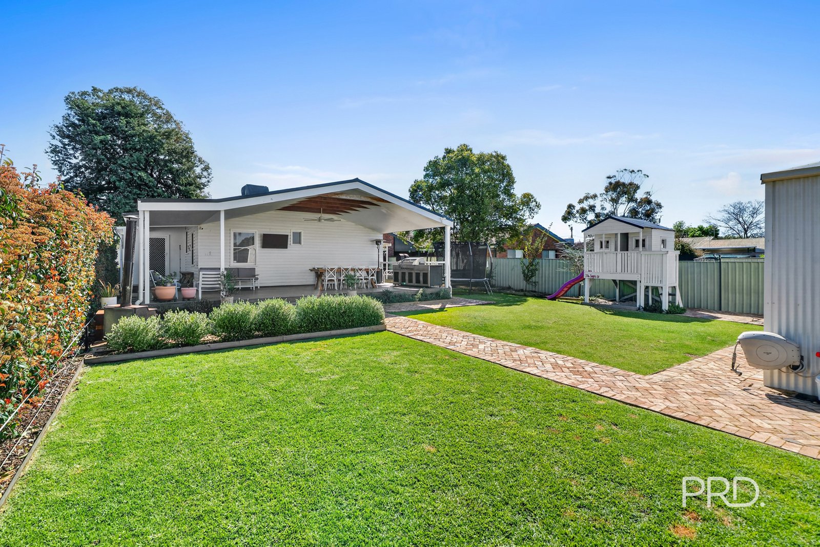 51 Inglis Street LAKE ALBERT 18