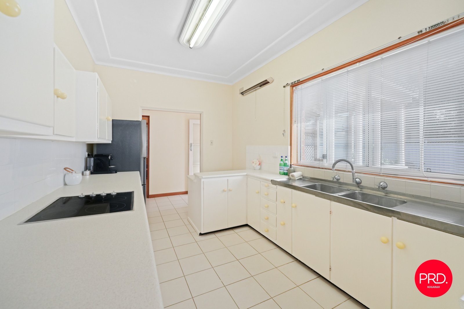 51 Lachal Avenue KOGARAH 6