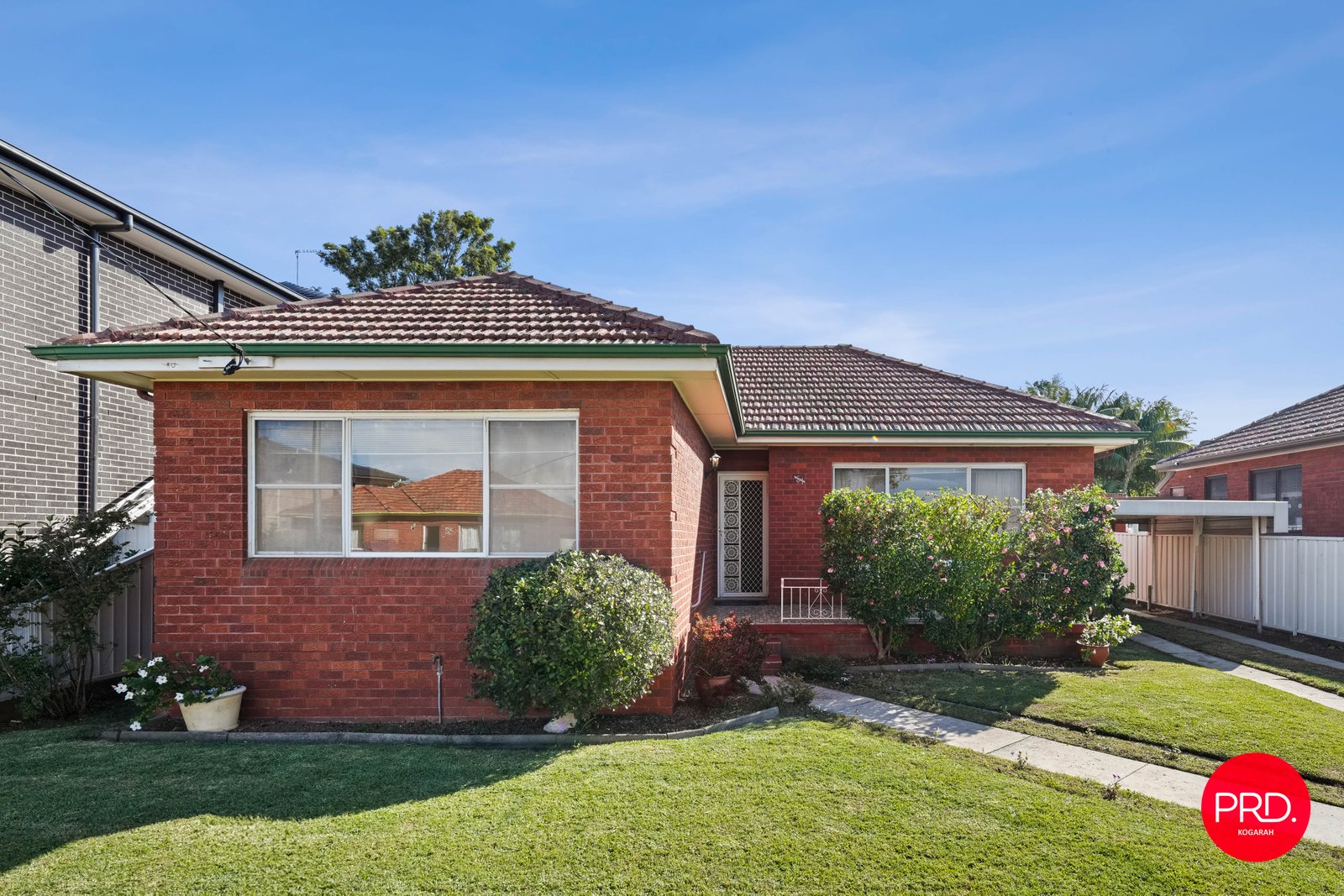51 Lachal Avenue KOGARAH 19