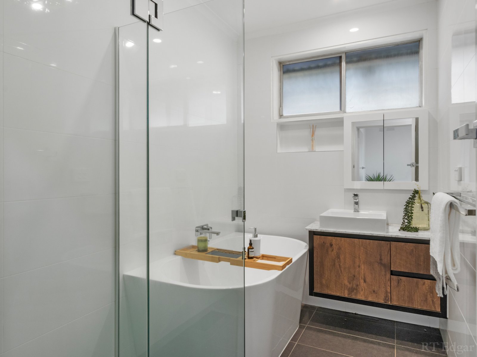 Real Estate and Property in 5/1 Lawford Street, Box Hill North, VIC
