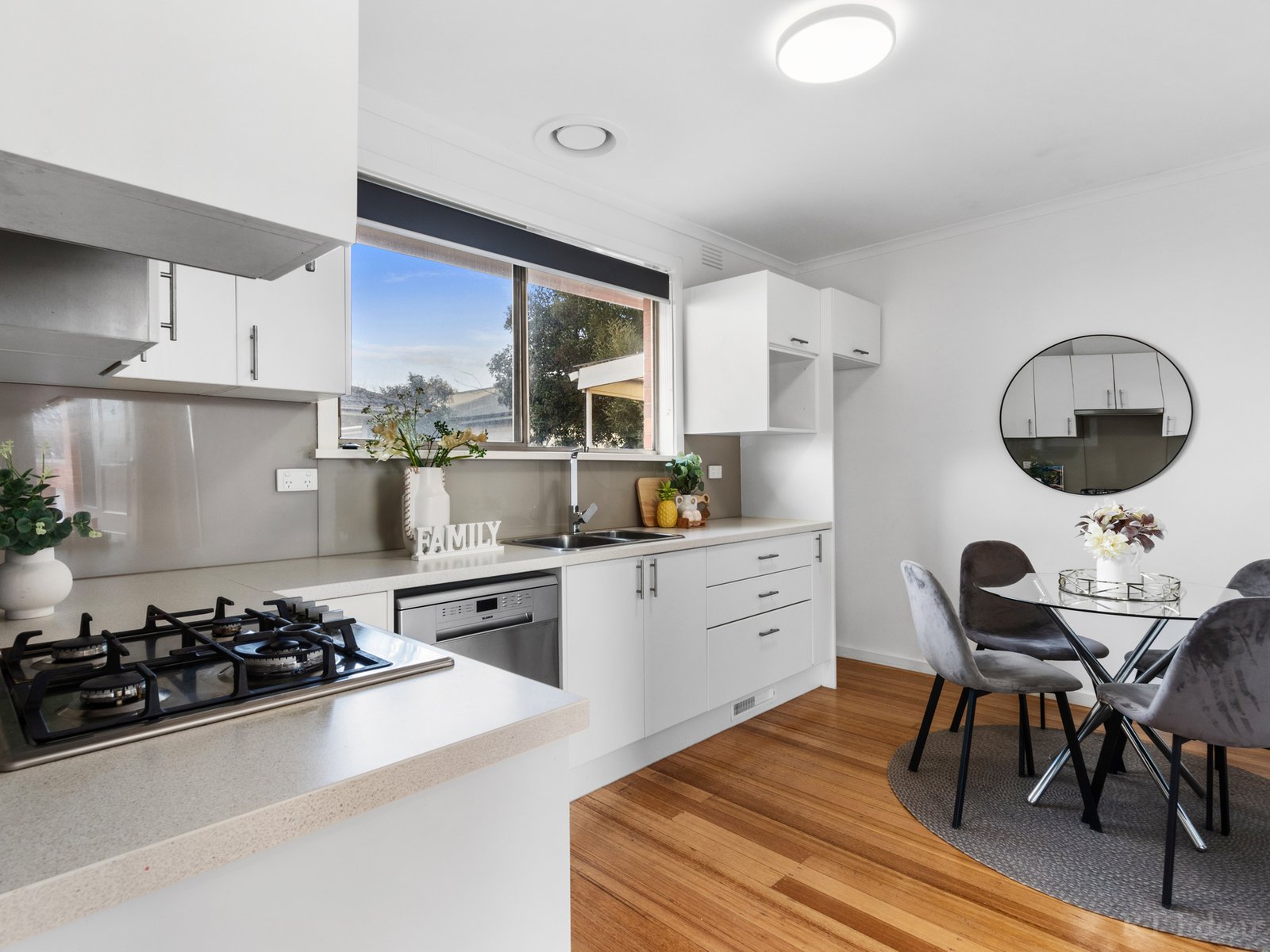 Real Estate and Property in 5/1 Lawford Street, Box Hill North, VIC