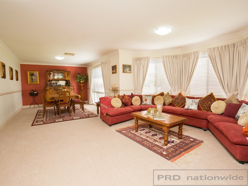 51 Lochend Circuit EAST MAITLAND 2