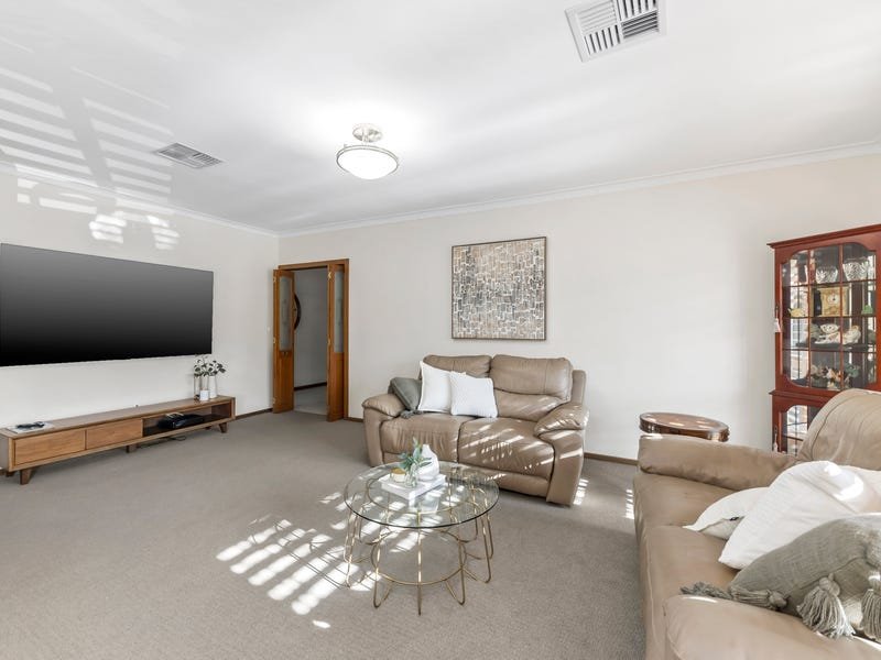 Real Estate and Property in 51 Lynnwood Parade, Templestowe Lower, VIC