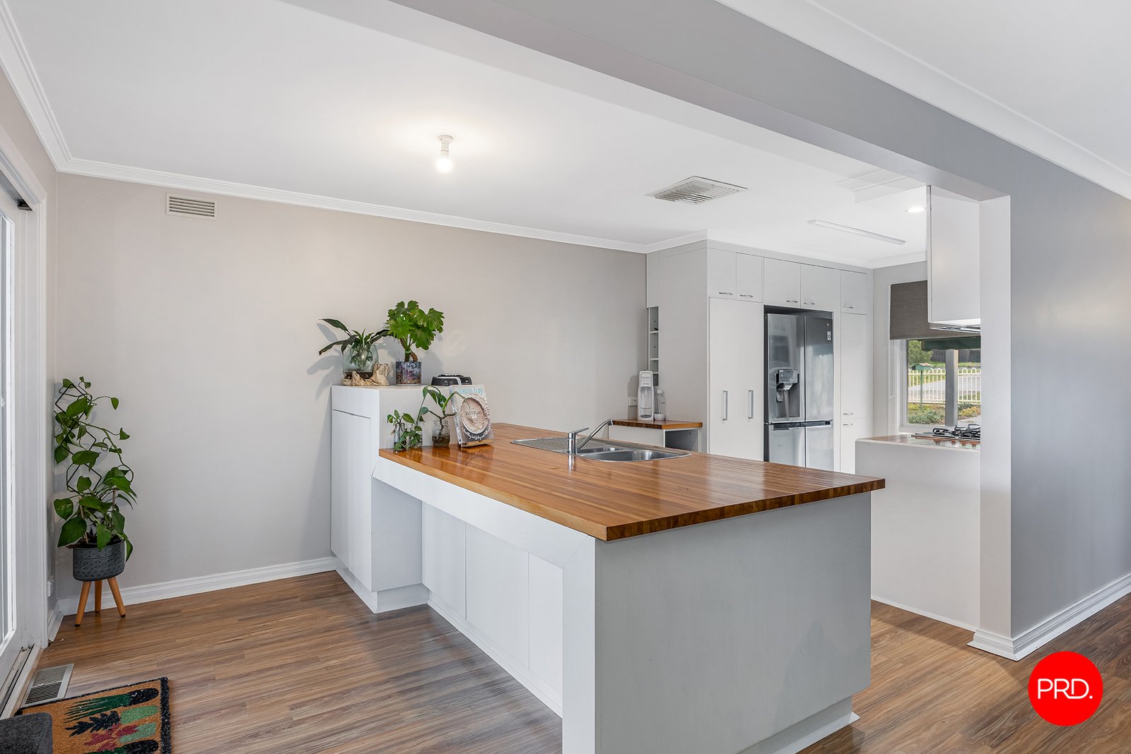 51 MacDougall Road GOLDEN SQUARE 11