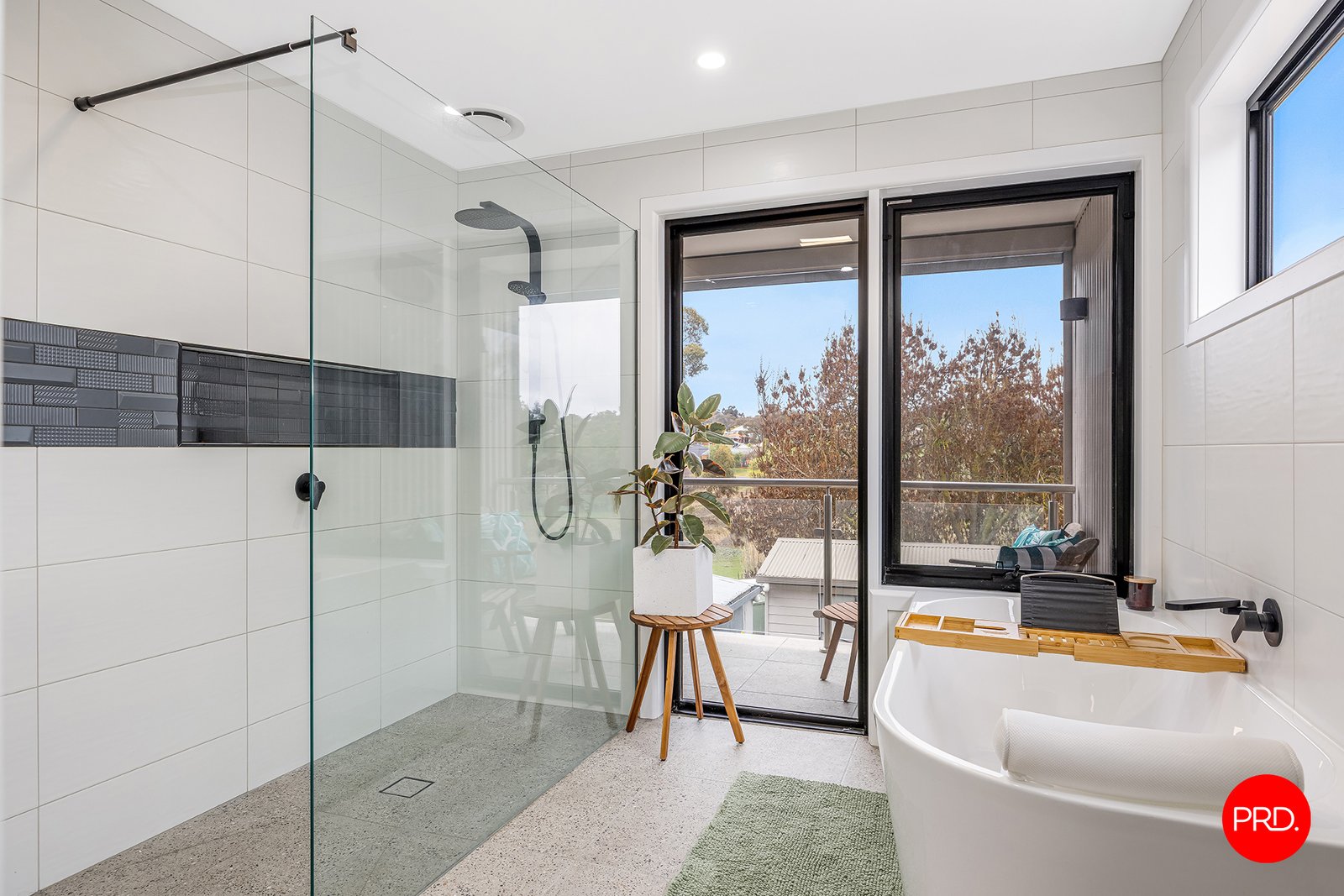 51 MacDougall Road GOLDEN SQUARE 21