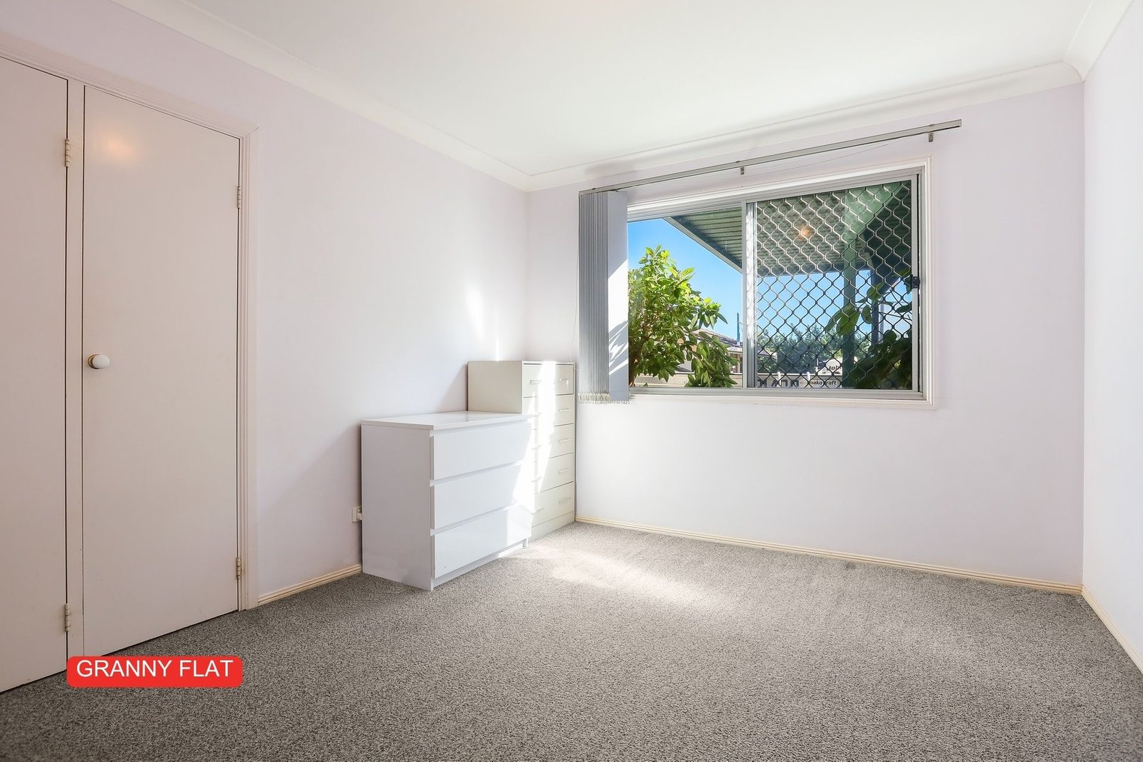 51 Mitchell Avenue MOLENDINAR 13