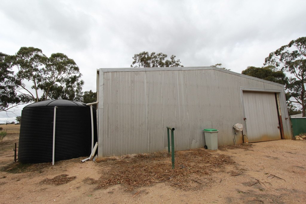 51 Mitchell Road AVOCA 2