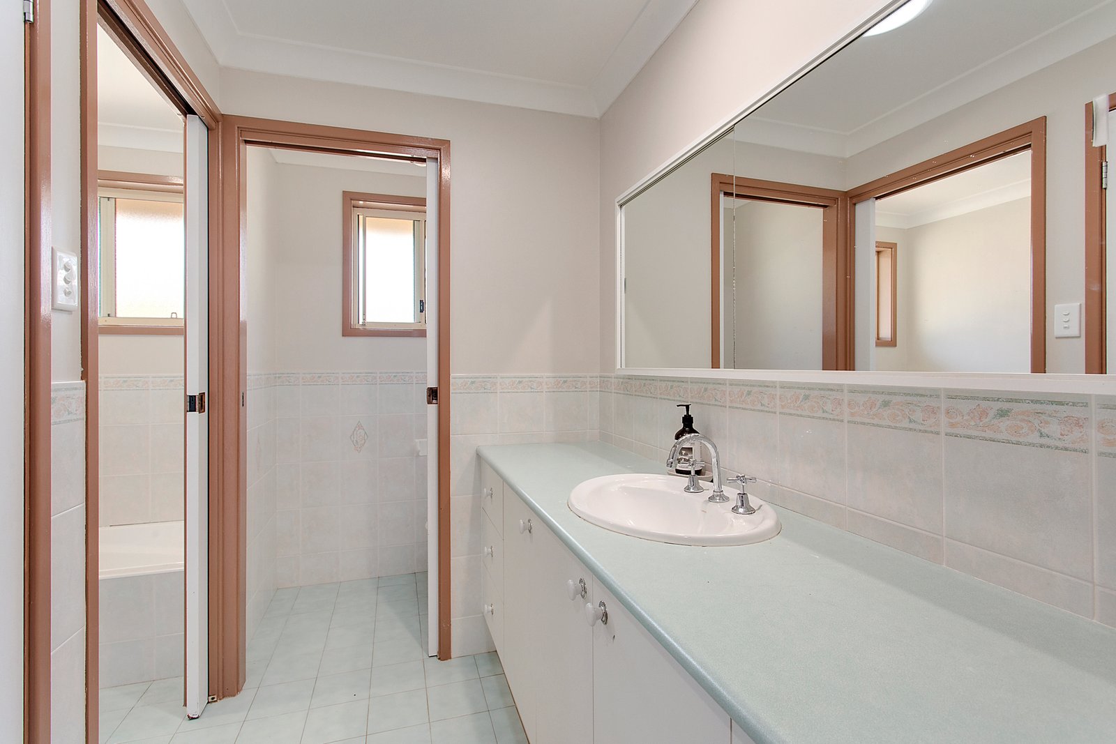 51 Murson Crescent NORTH HAVEN 8