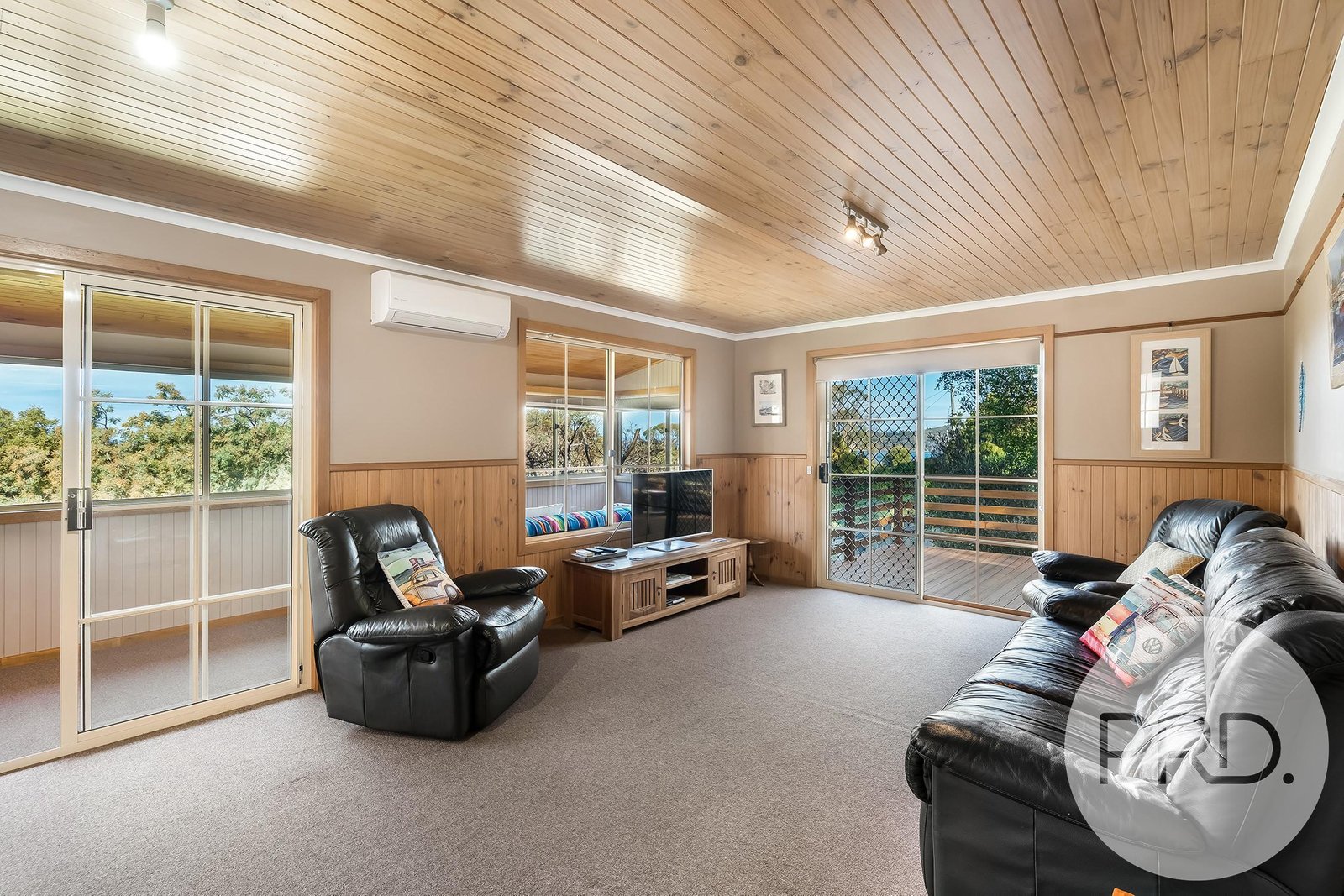 51 Myrica Street PRIMROSE SANDS 26