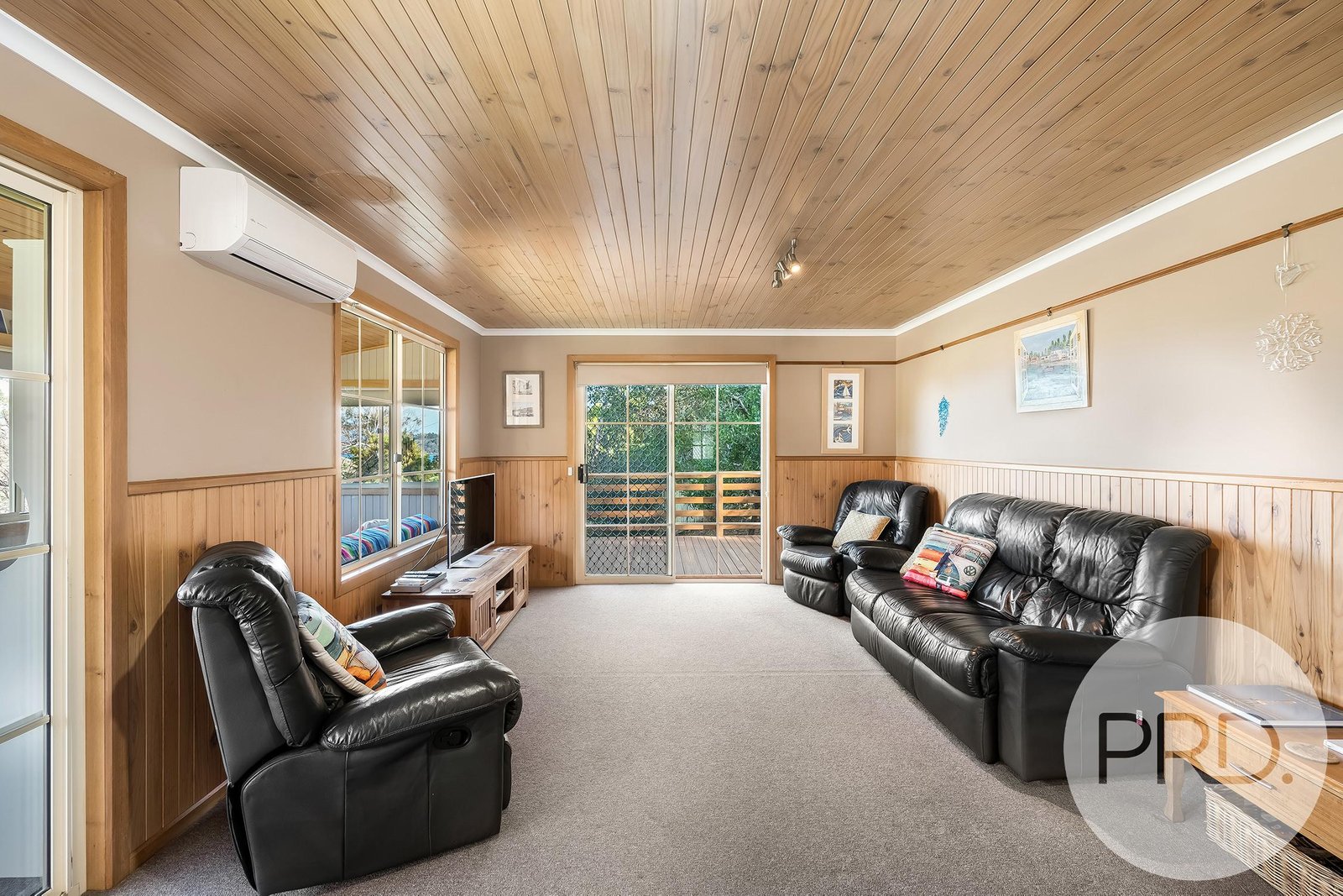 51 Myrica Street PRIMROSE SANDS 27