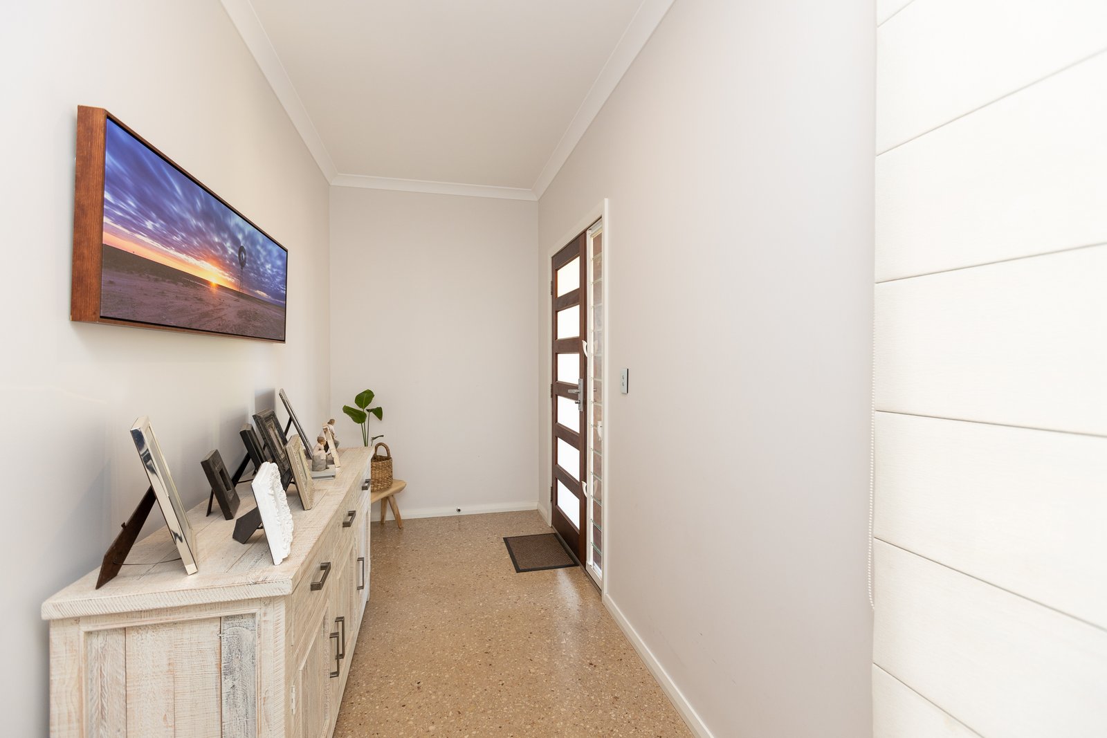 51 Nakamura Avenue BILINGURR 4