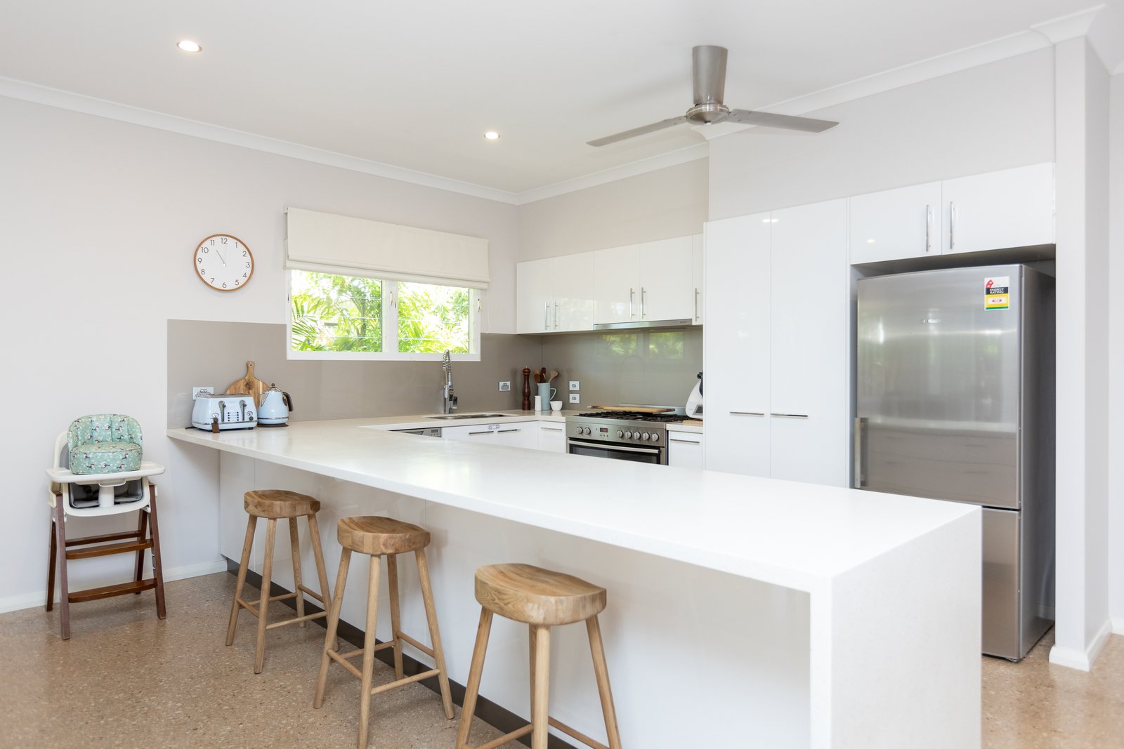 51 Nakamura Avenue BILINGURR 10