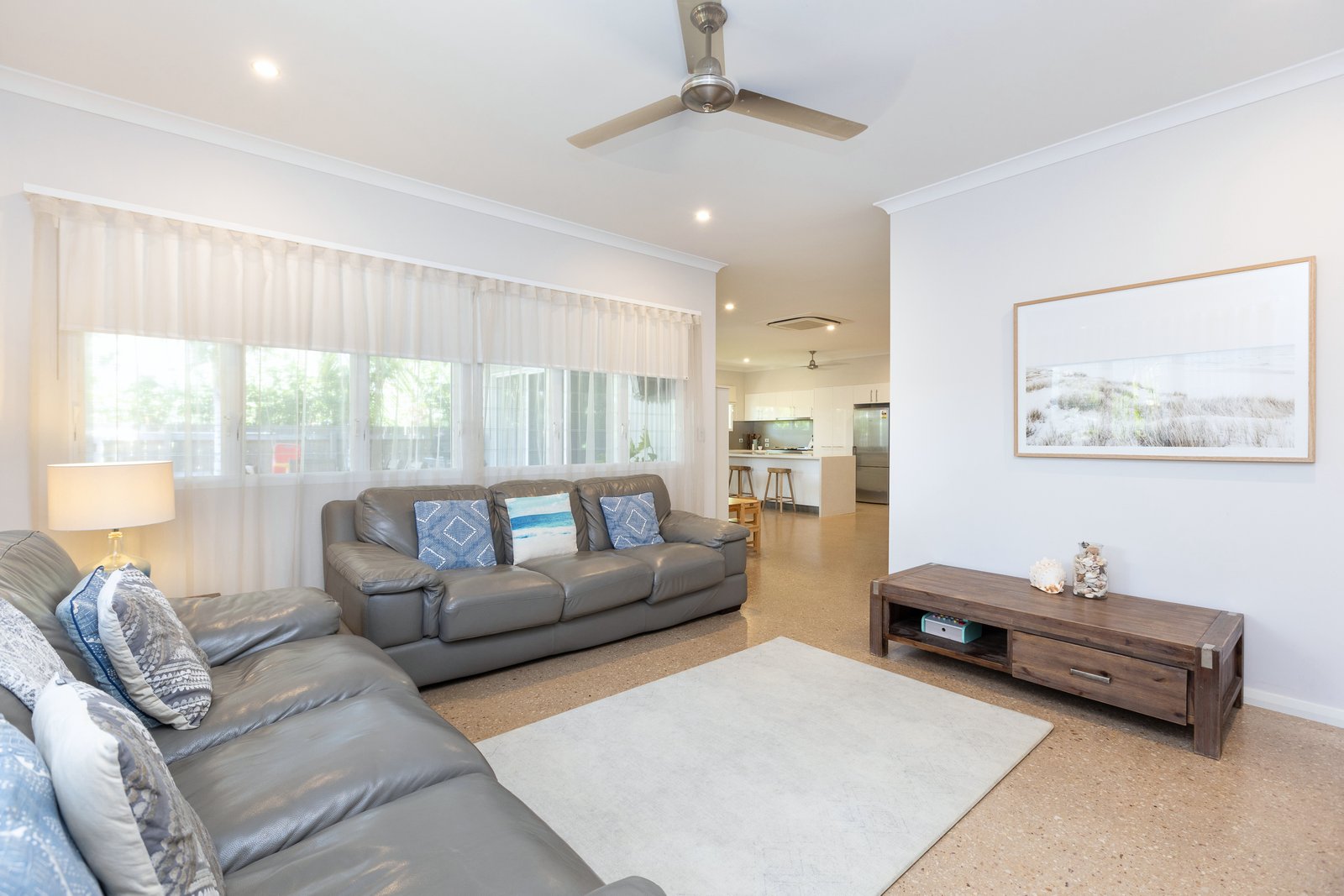 51 Nakamura Avenue BILINGURR 15