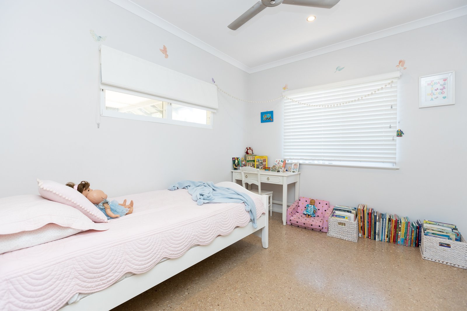 51 Nakamura Avenue BILINGURR 16
