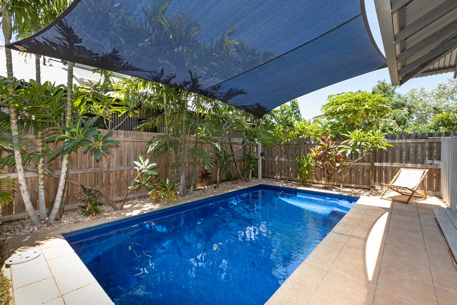 51 Nakamura Avenue BILINGURR 35