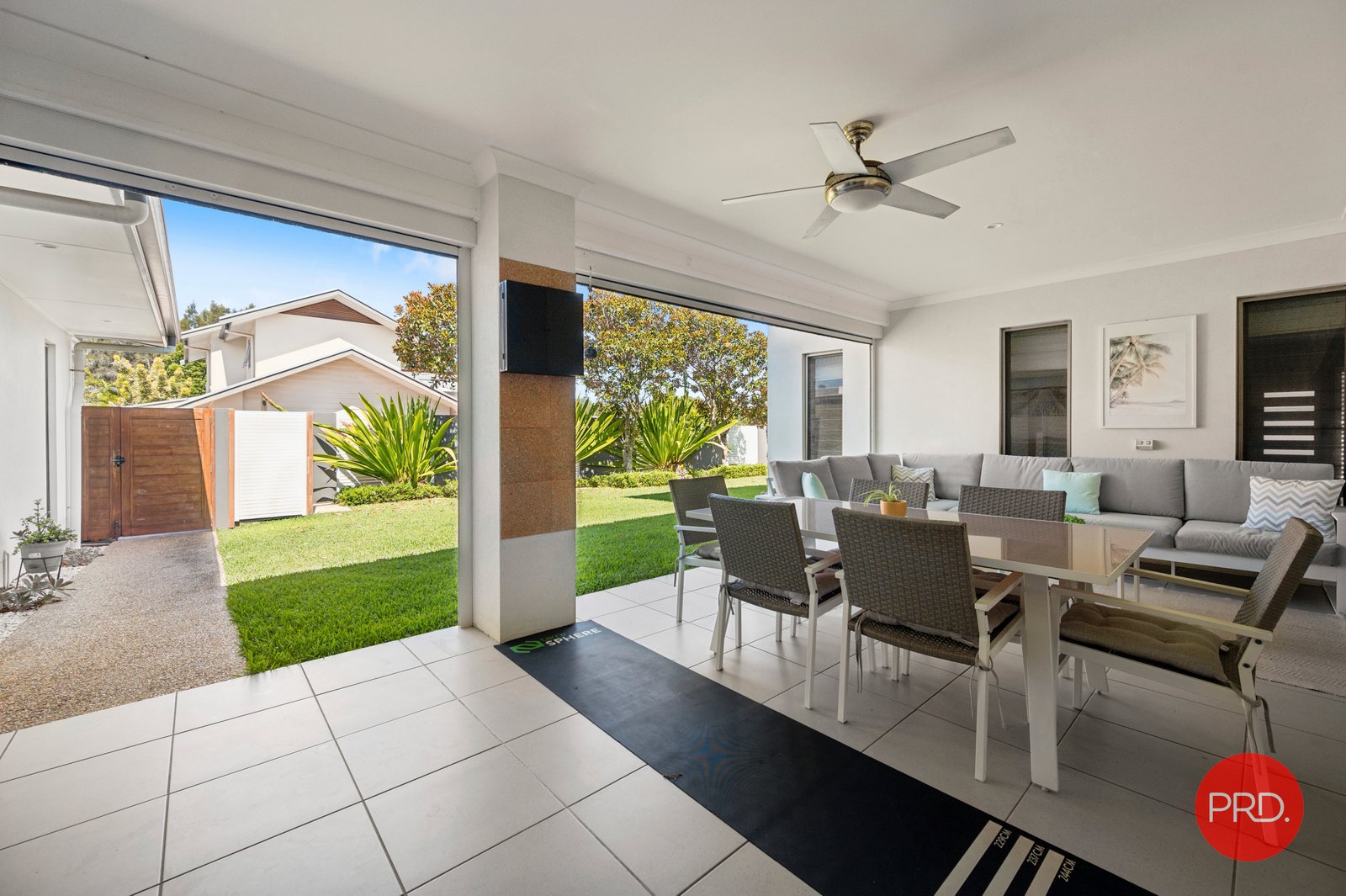 51 North Sapphire Road SAPPHIRE BEACH 23