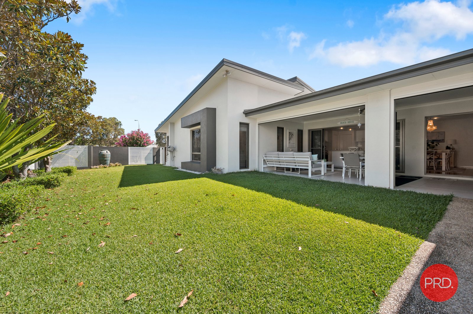 51 North Sapphire Road SAPPHIRE BEACH 26