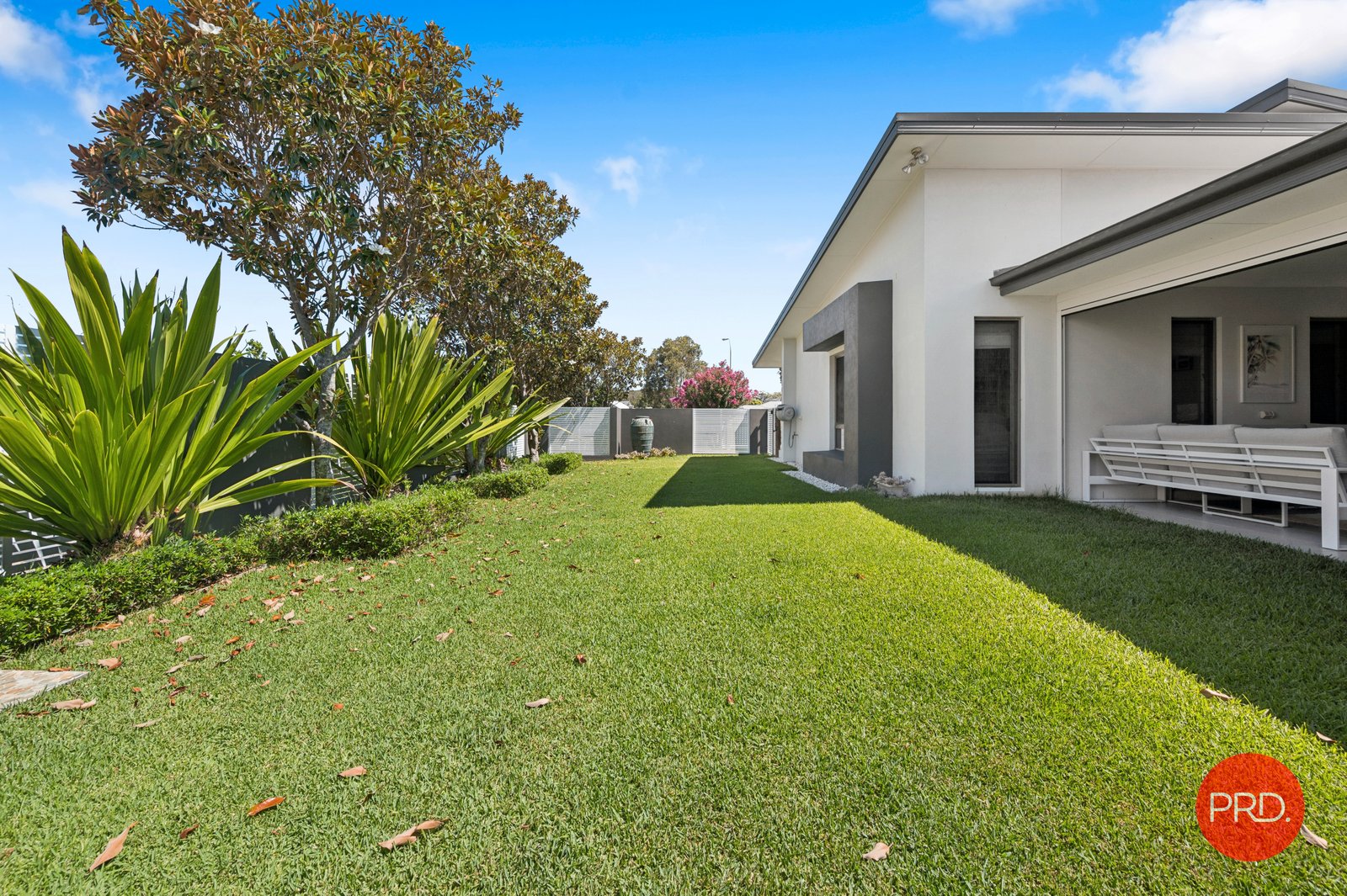 51 North Sapphire Road SAPPHIRE BEACH 27