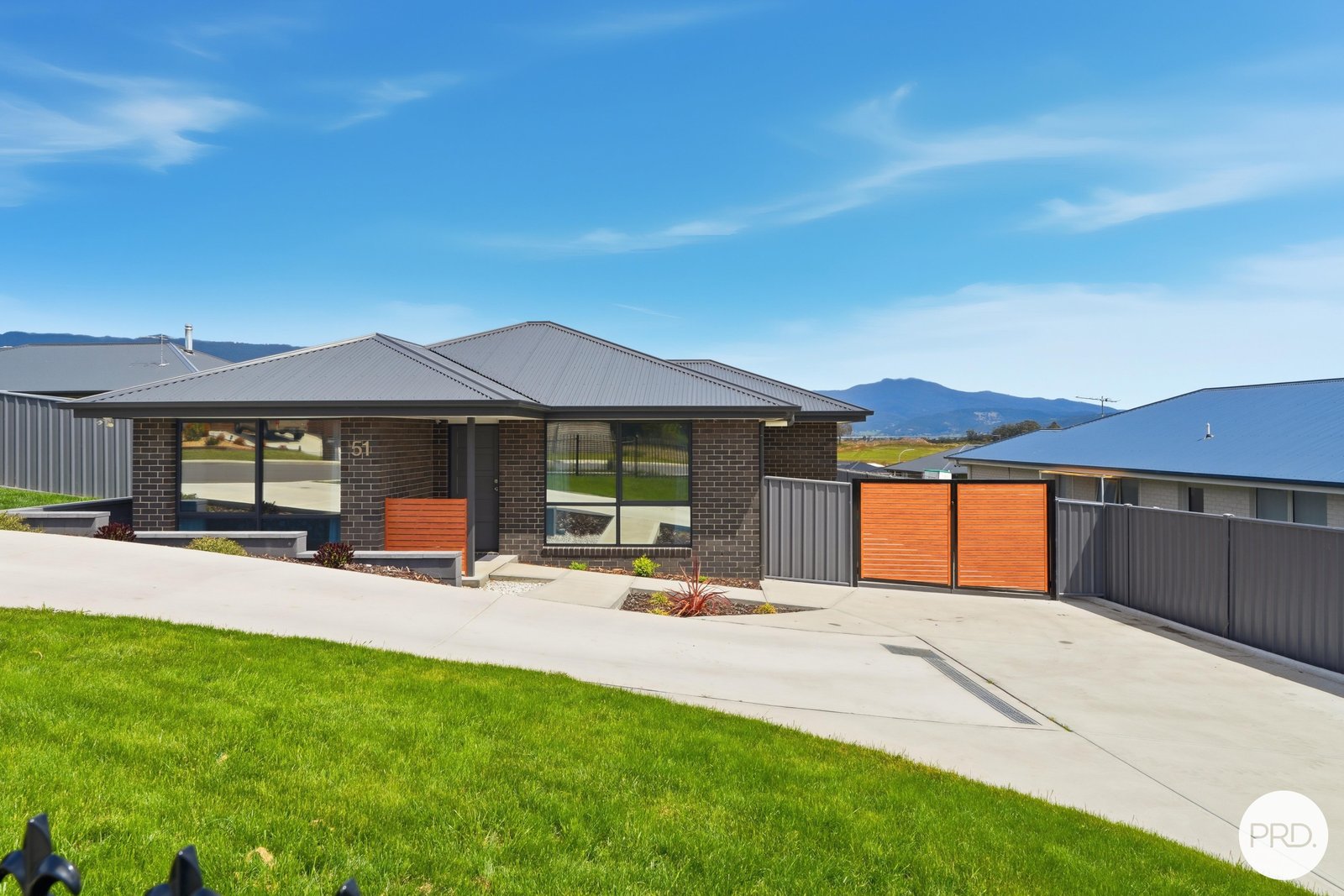 51 Riviera Drive OLD BEACH 2