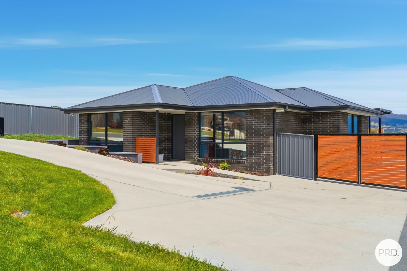 51 Riviera Drive OLD BEACH 8