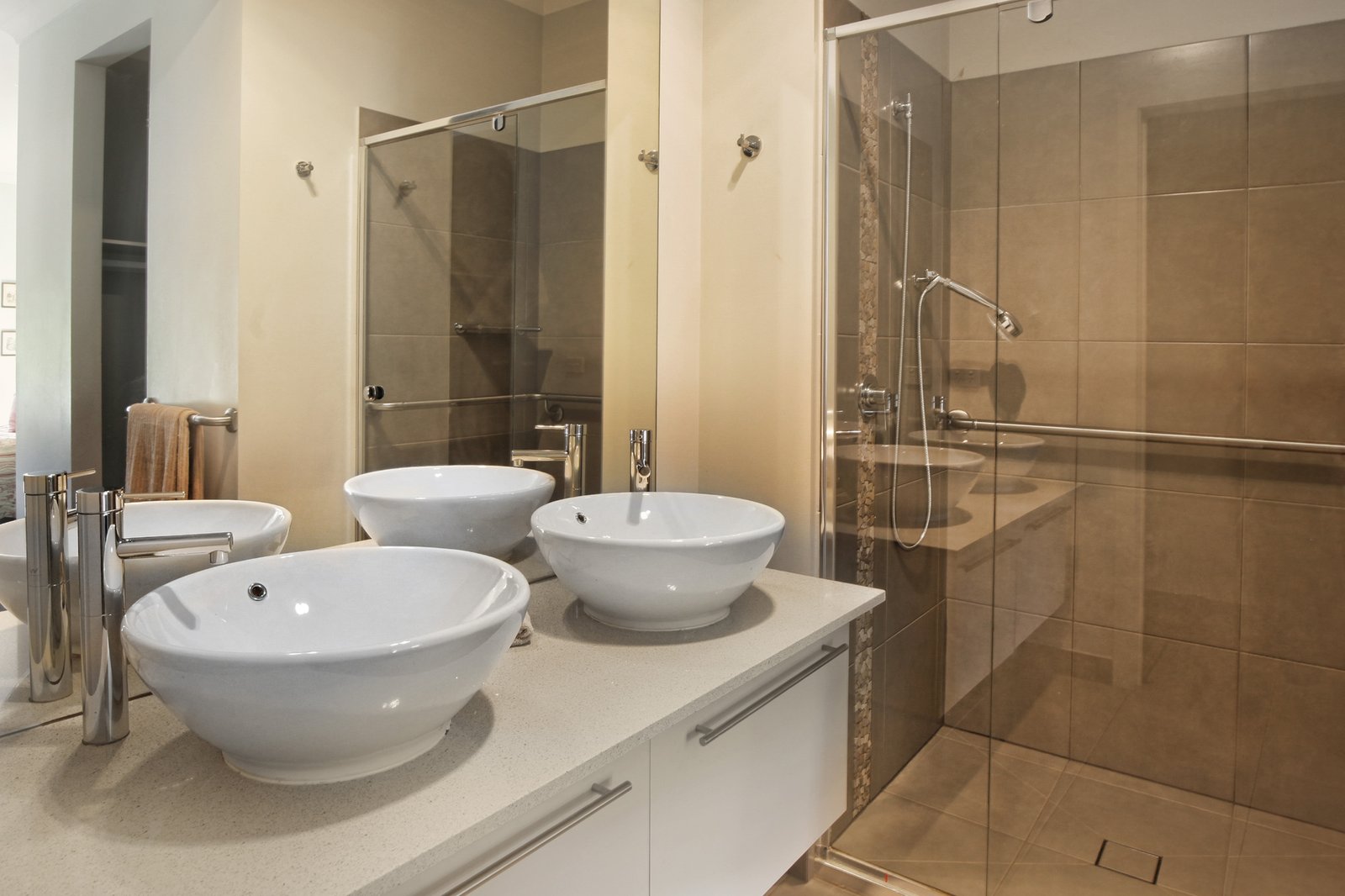 Real Estate and Property in 51 Rosa Court, Kyneton, VIC