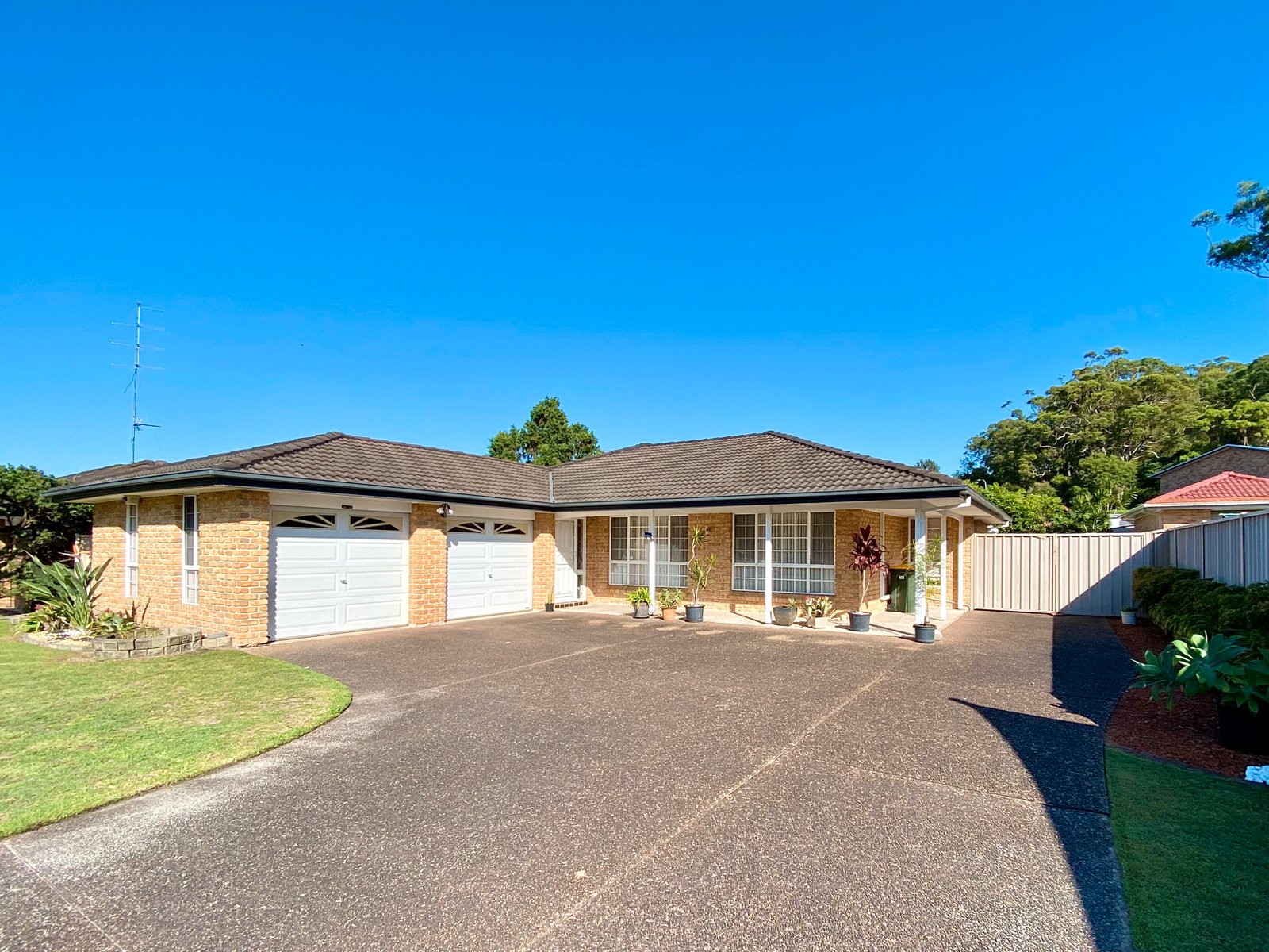 51 Spinnaker Way CORLETTE 1