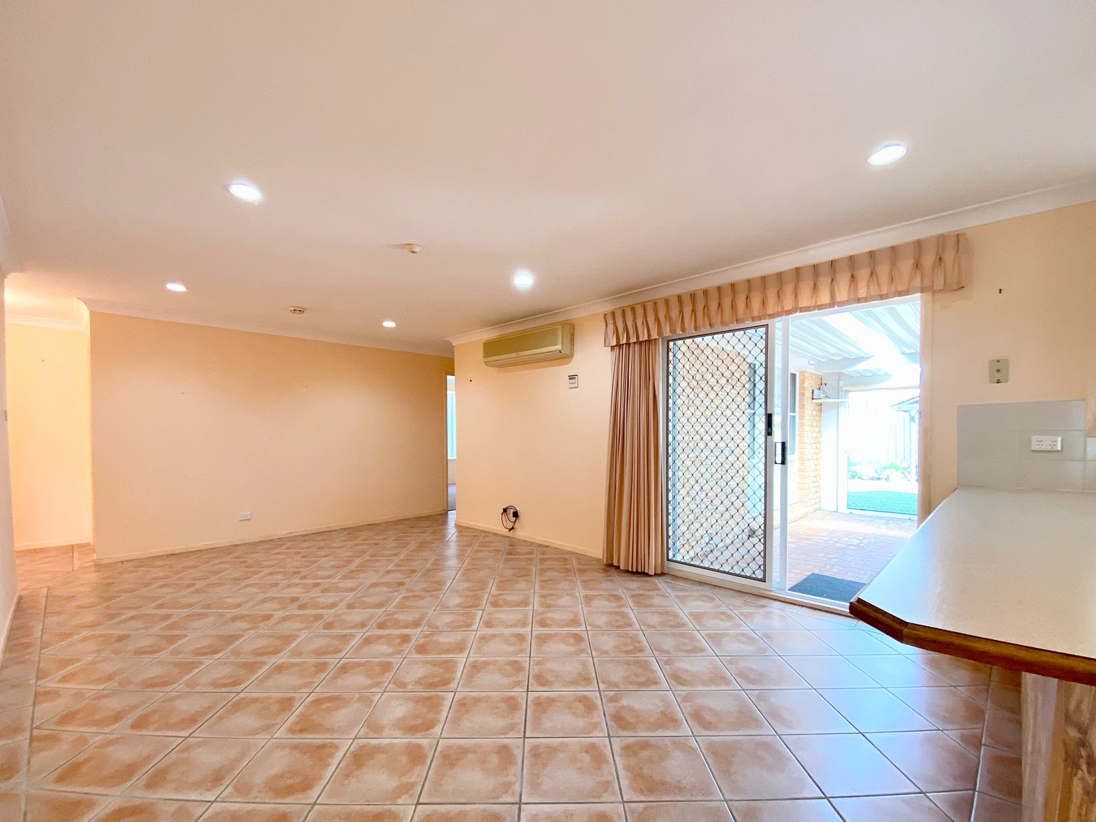 51 Spinnaker Way CORLETTE 6
