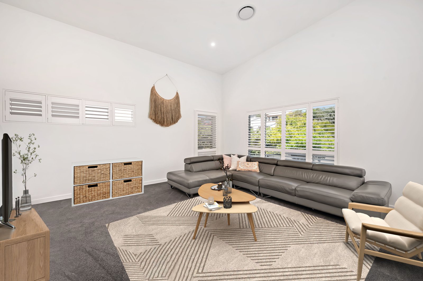 51 Squire Street FINGAL BAY 3