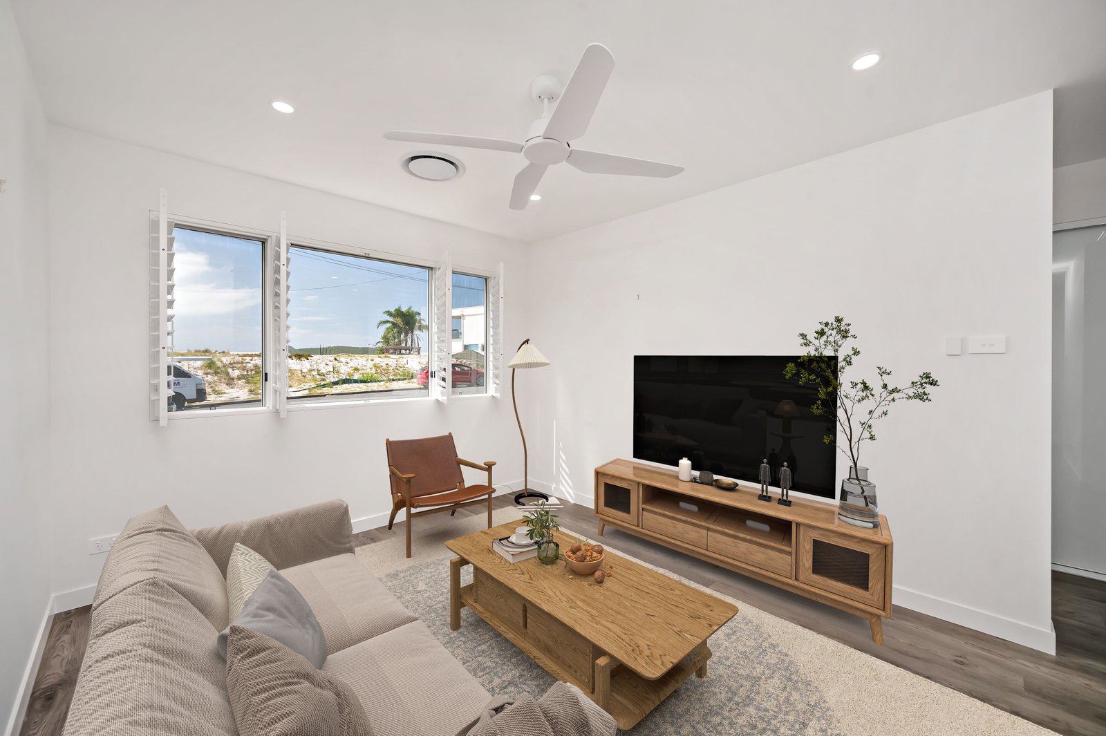 51 Squire Street FINGAL BAY 11